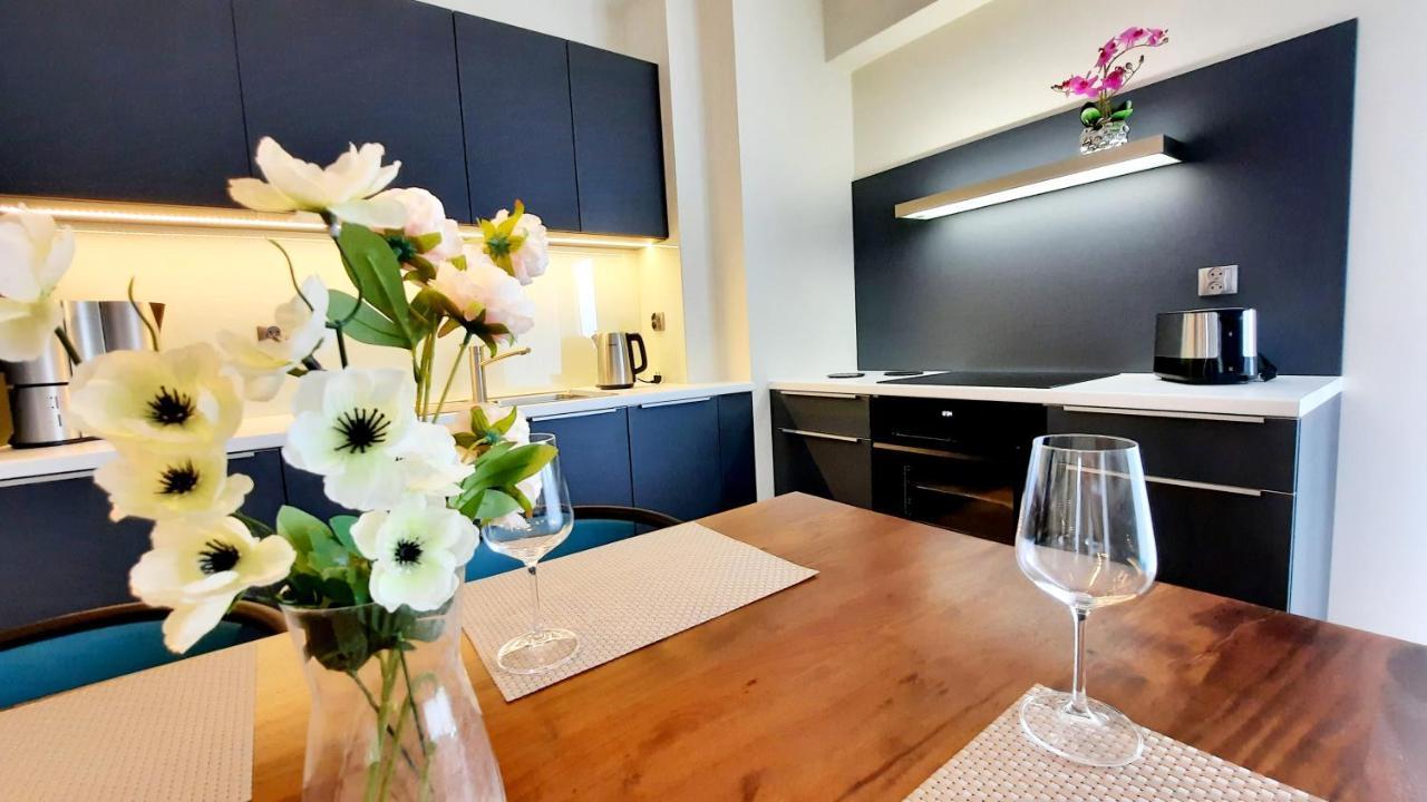 Comfort Apartment A102 Sea View Parking Free 미엥지즈드로예 외부 사진