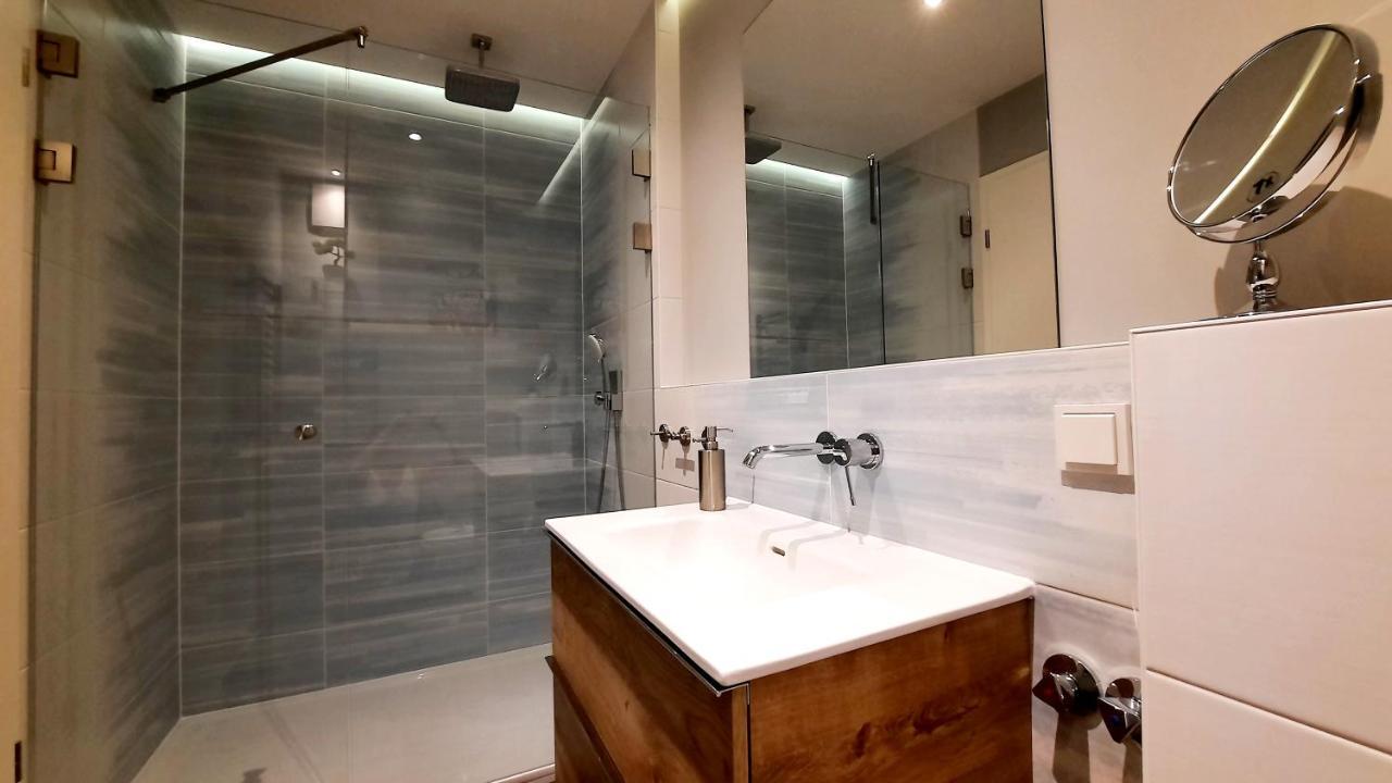 Comfort Apartment A102 Sea View Parking Free 미엥지즈드로예 외부 사진